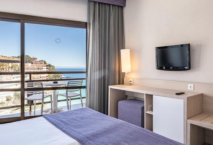 Hotel Be Live Adults Only Marivent Palma de Mallorca Exterior photo Room at Hotel Meliá Palma