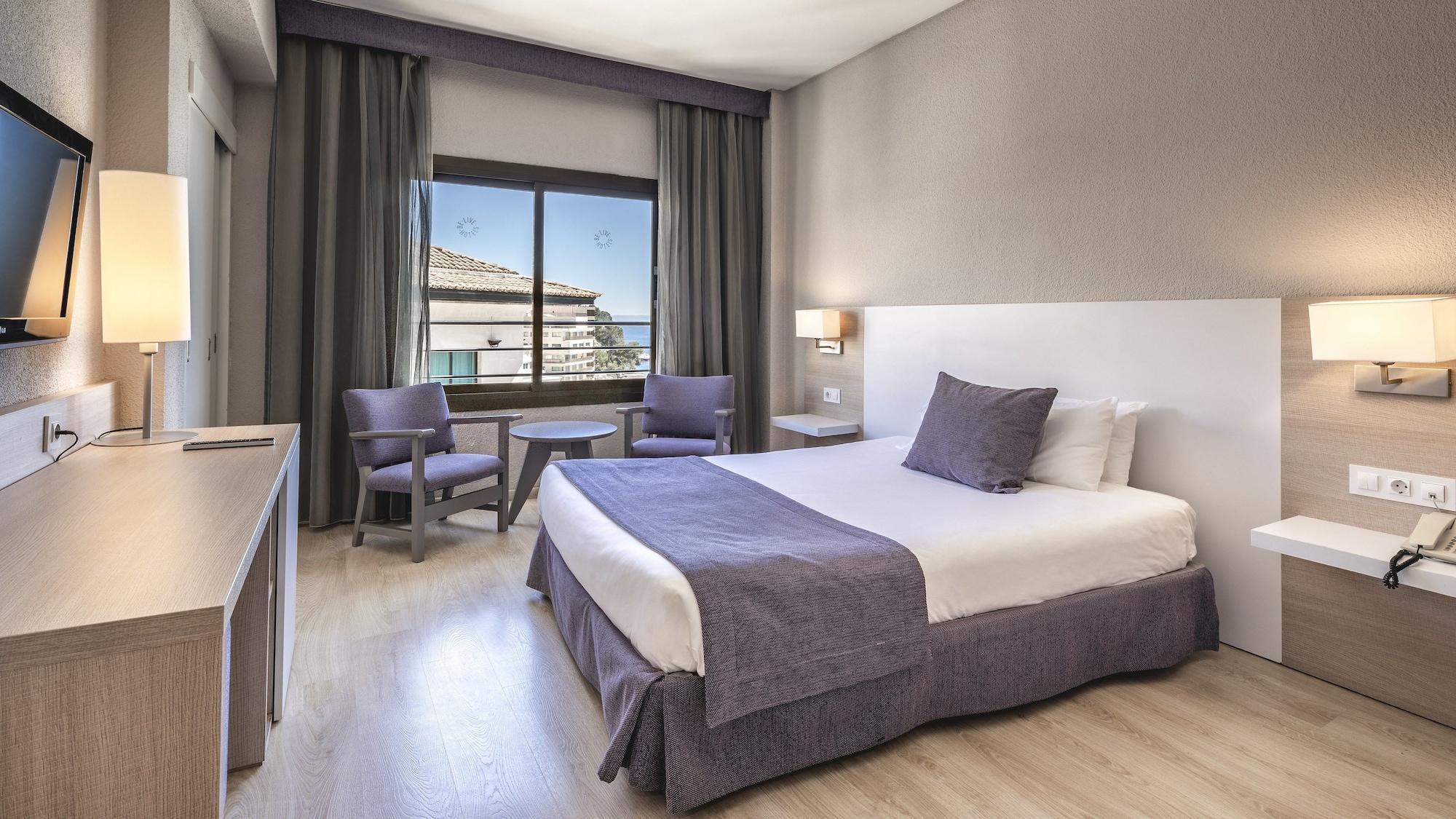 Hotel Be Live Adults Only Marivent Palma de Mallorca Exterior photo Room at the hotel