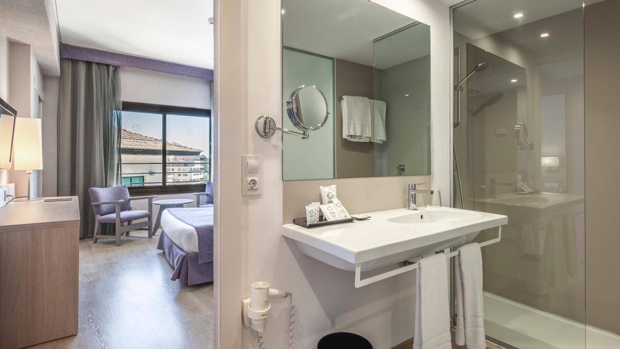 Hotel Be Live Adults Only Marivent Palma de Mallorca Exterior photo