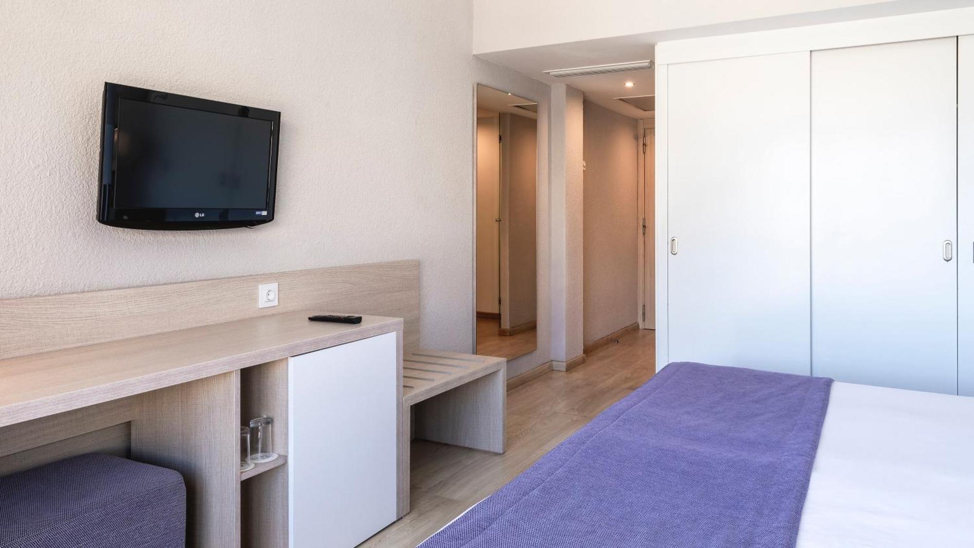 Hotel Be Live Adults Only Marivent Palma de Mallorca Exterior photo
