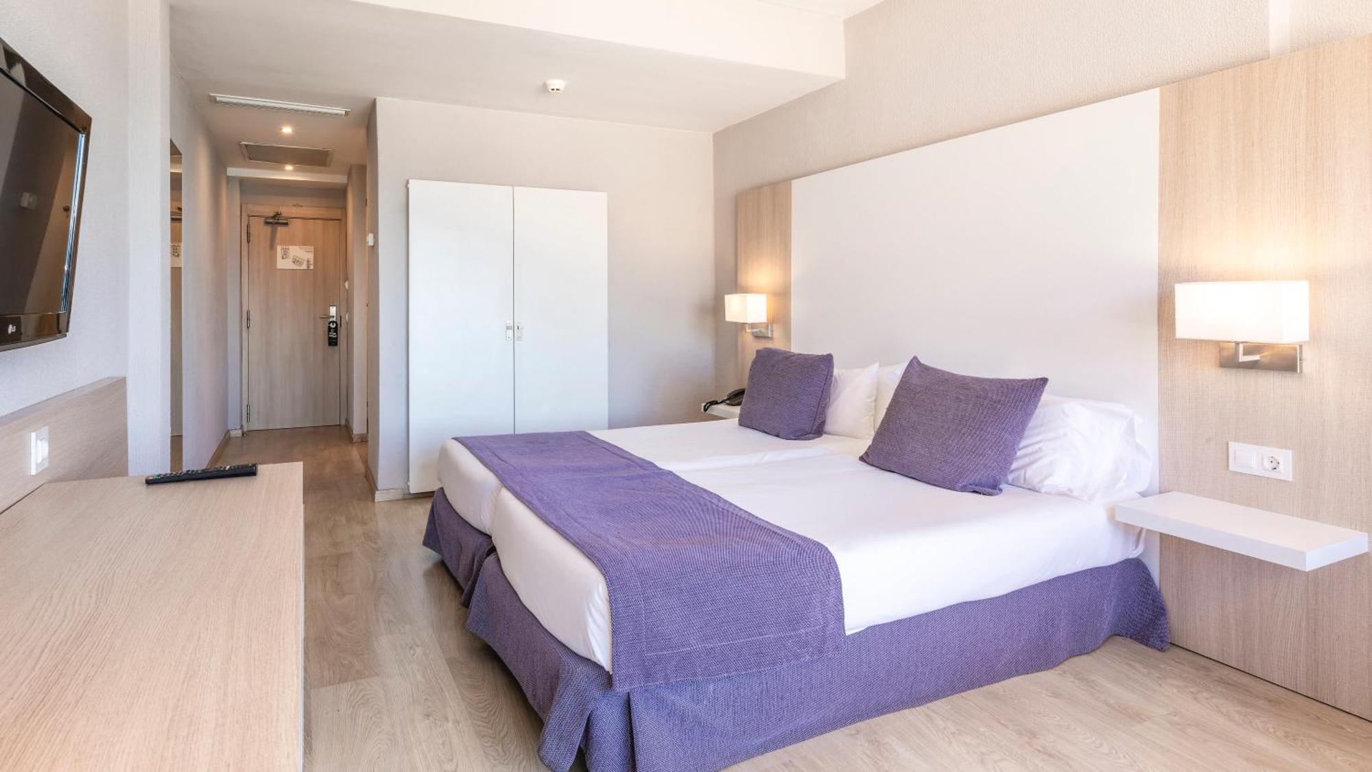 Hotel Be Live Adults Only Marivent Palma de Mallorca Exterior photo